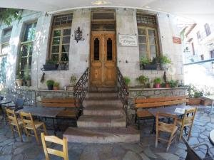 gal-greece4